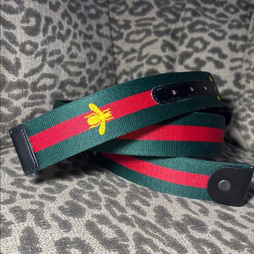 Bee belt strap (no buckle) red & green striped belt bee detail statement belt - Picture 2 of 10
